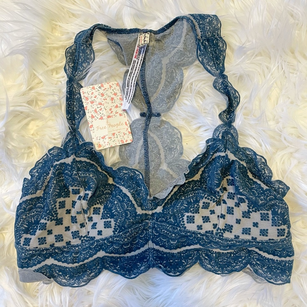 *NWT* Free People Lace Bralette
